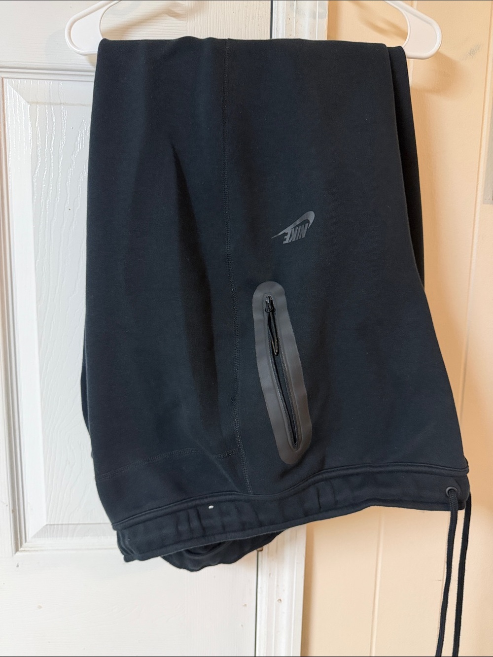 Nike Tech Men’s Black Athletic Pants with Zipper Pocket